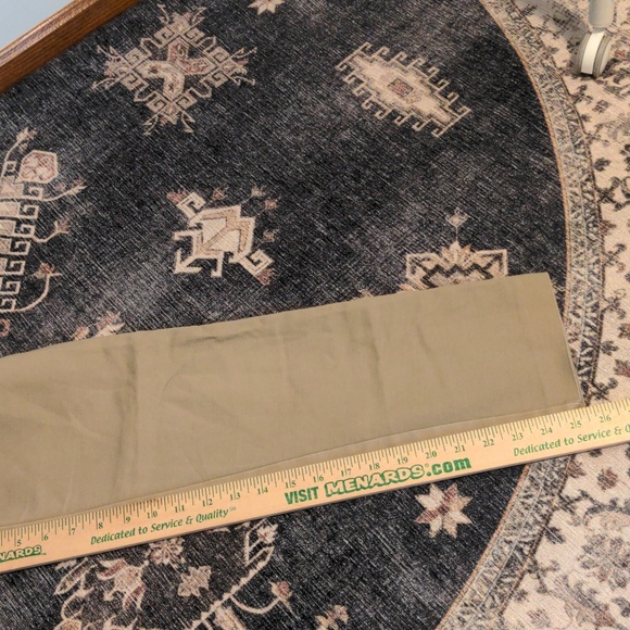 Van Heusen size 6 stretch tan pants - Picture 8 of 9